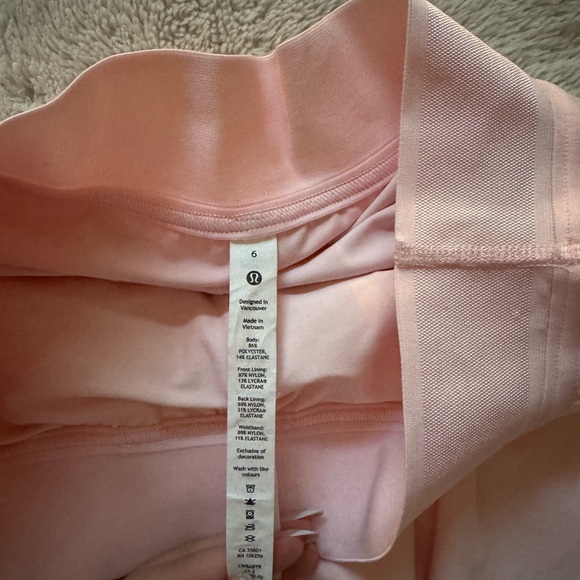 Lululemon court rival skirt - Picture 2 of 5